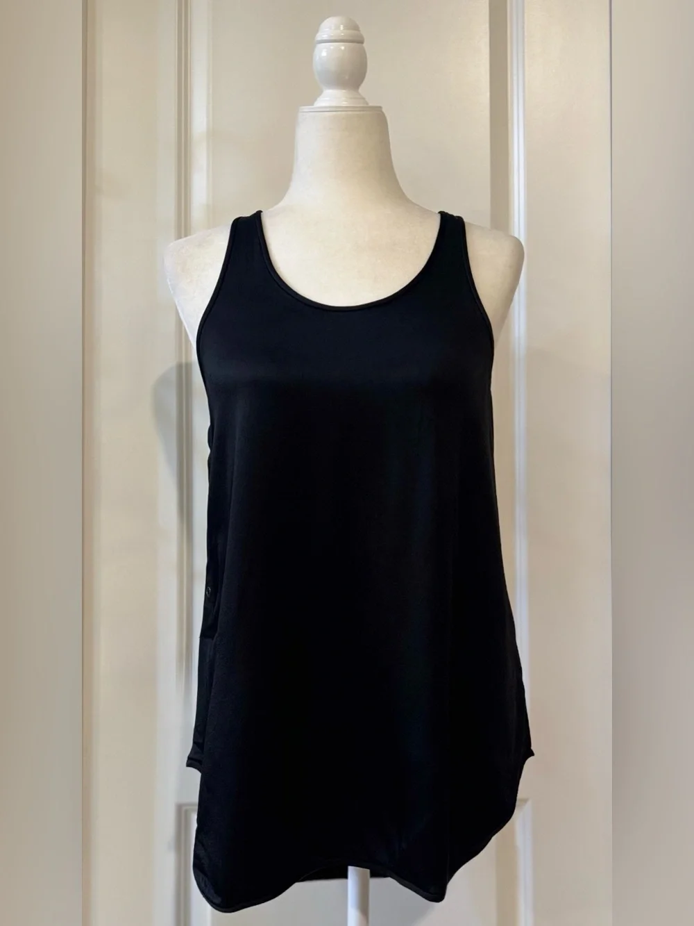 Theory Prestia Black Sleeveless Tunic Racerback Tank Top